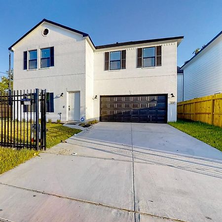 La Casa Blanca Villa Houston Exterior photo